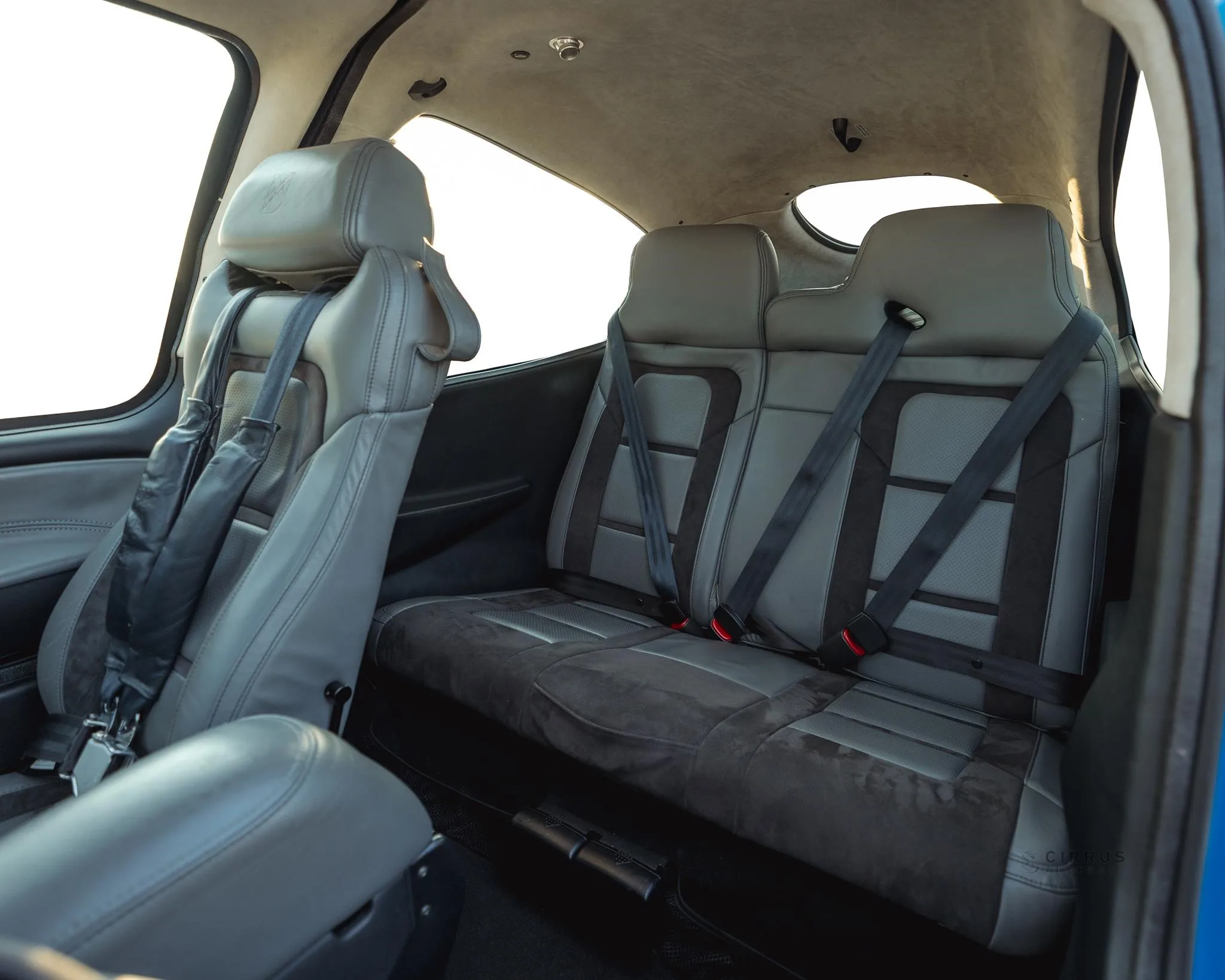 Cabin interior of a 2022 CIRRUS SR22-G6 TURBO.