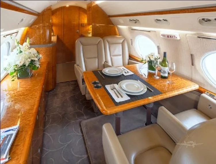Cabin interior of a 2002 GULFSTREAM GIVSP.