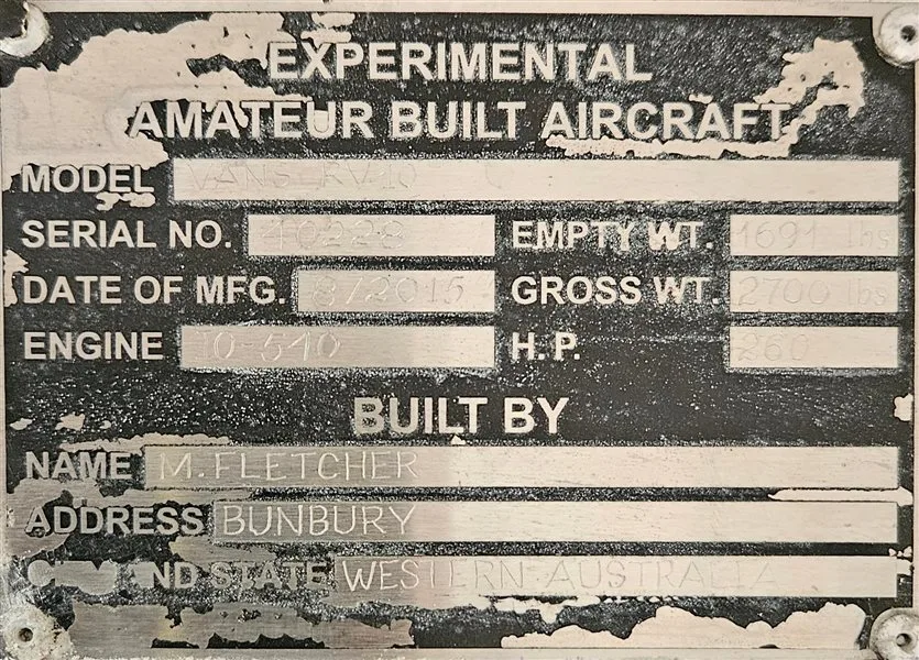 Specification or layout diagram for a 2015 Vans AIRCRAFT RV10.