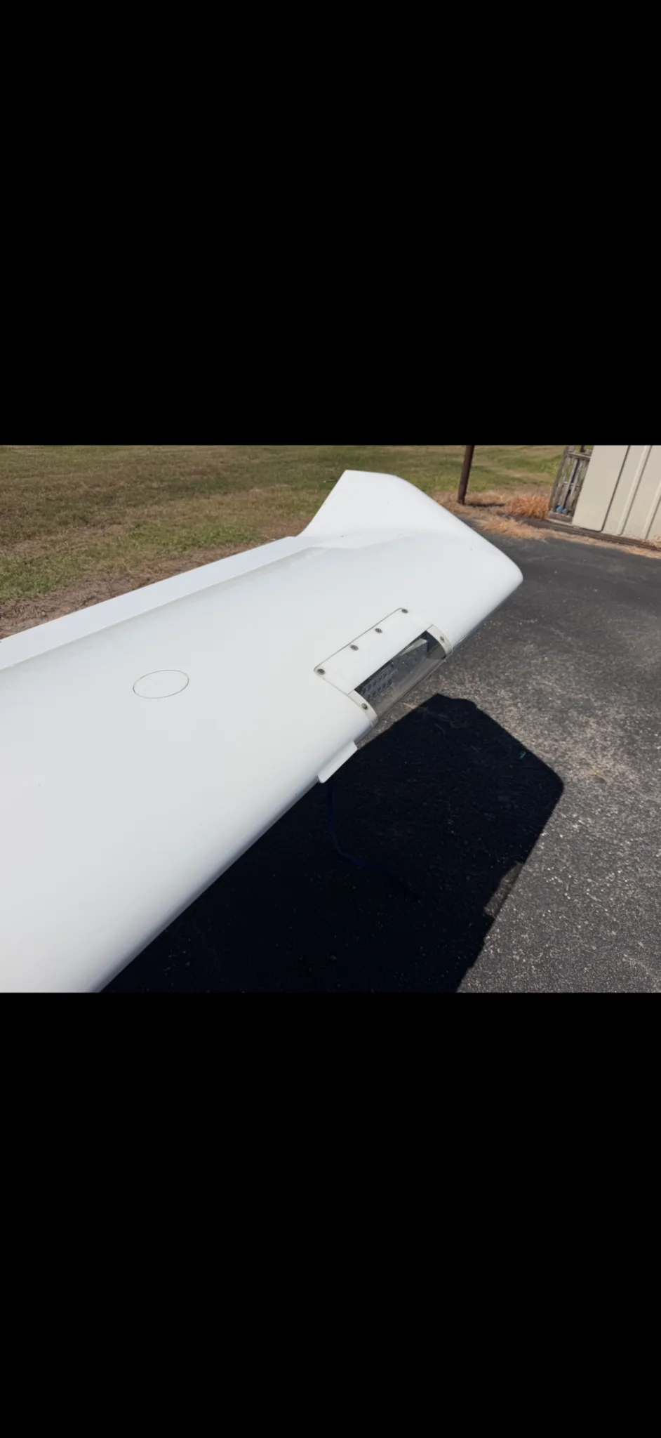 Exterior view of a 2003 Diamond DA40-180 Star, N170MA.