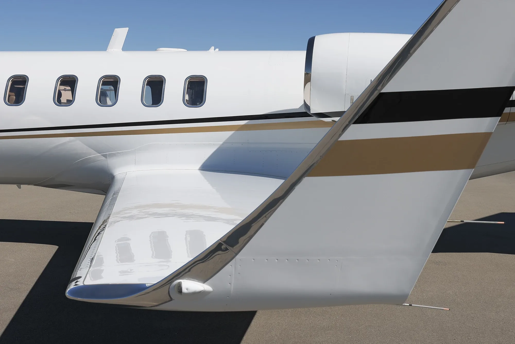 Cabin interior of a Bombardier Learjet 45.