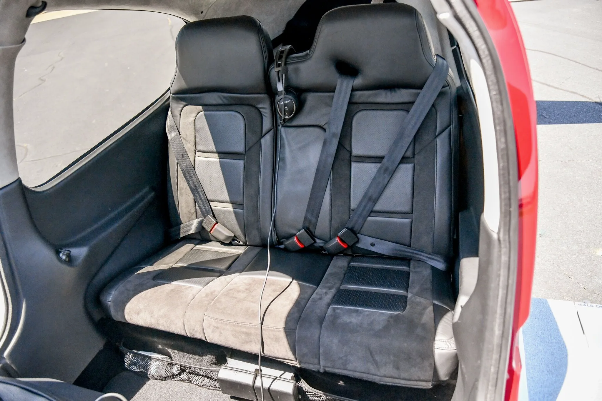 Cabin interior of a 2021 Cirrus SR22-G6 TURBO.