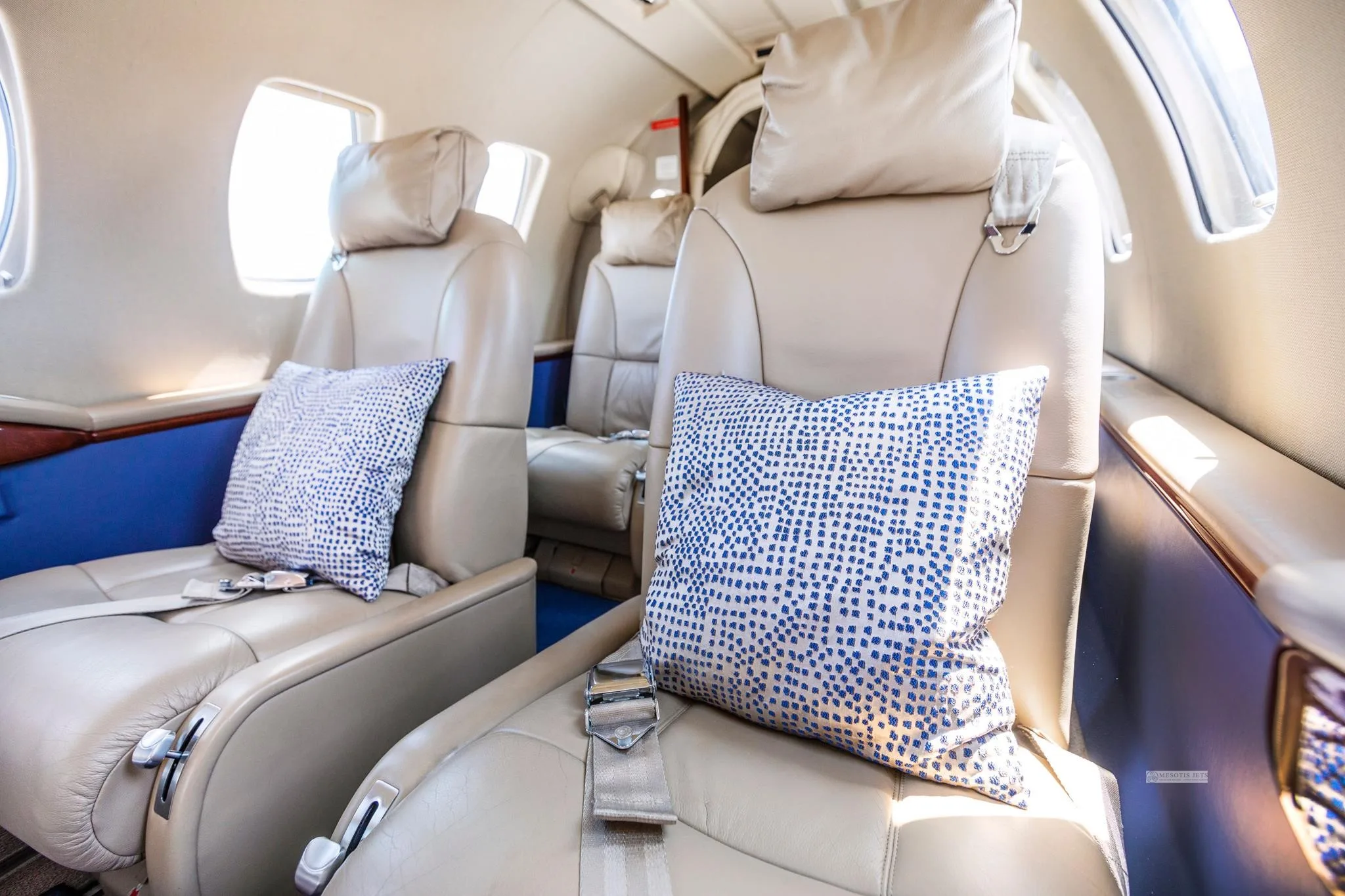 Cabin interior of a 2007 CESSNA CITATION CJ2+.