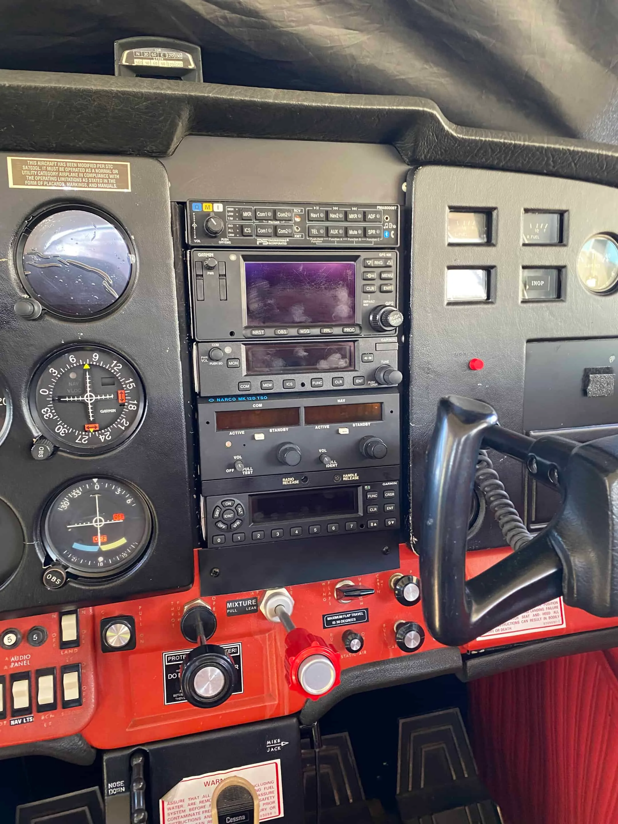 Cockpit and instrument panel of a 1973 Cessna 172M SuperHawk.