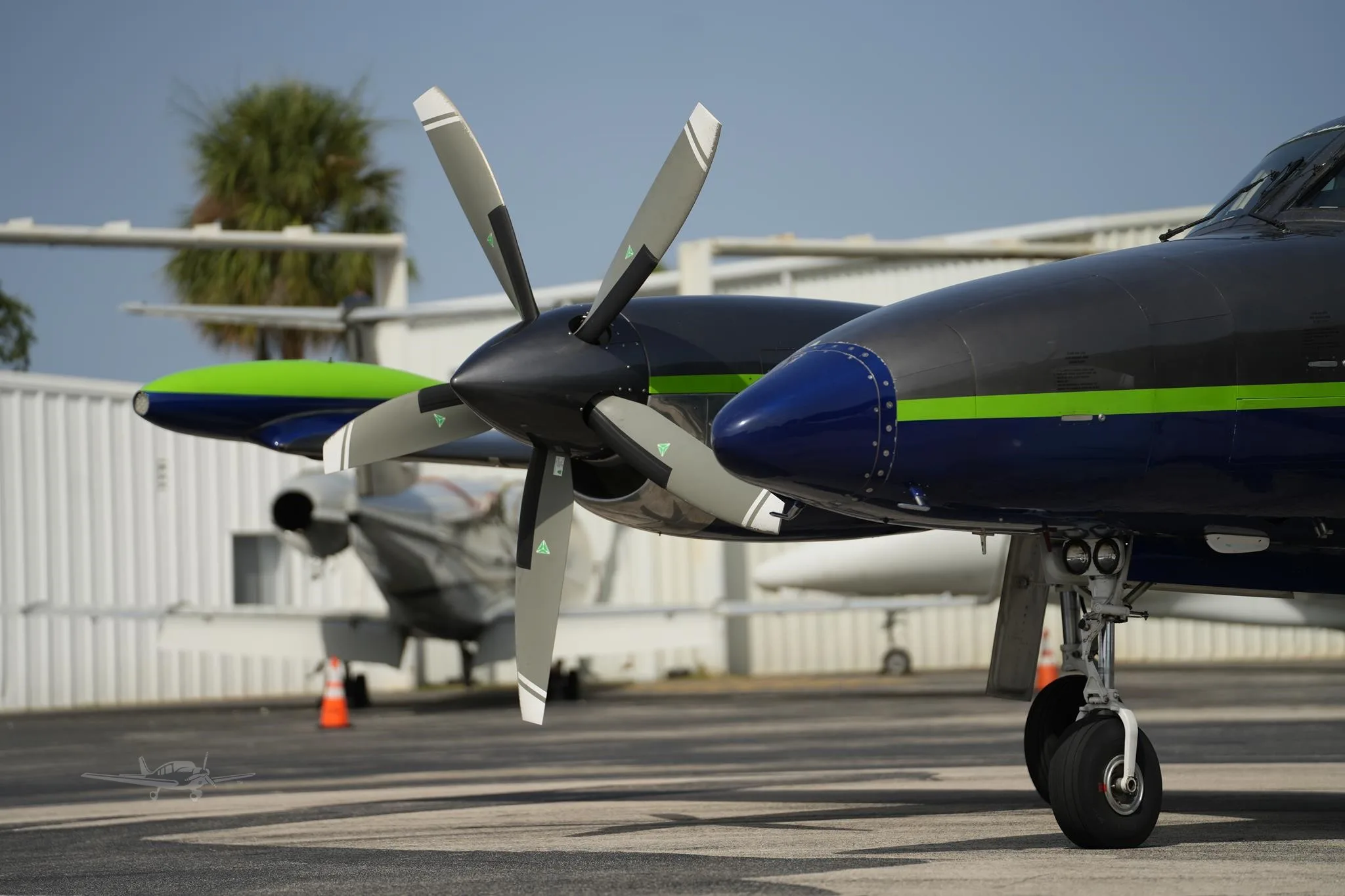 Exterior view of a 1986 PIPER CHEYENNE 400LS, N448CA.