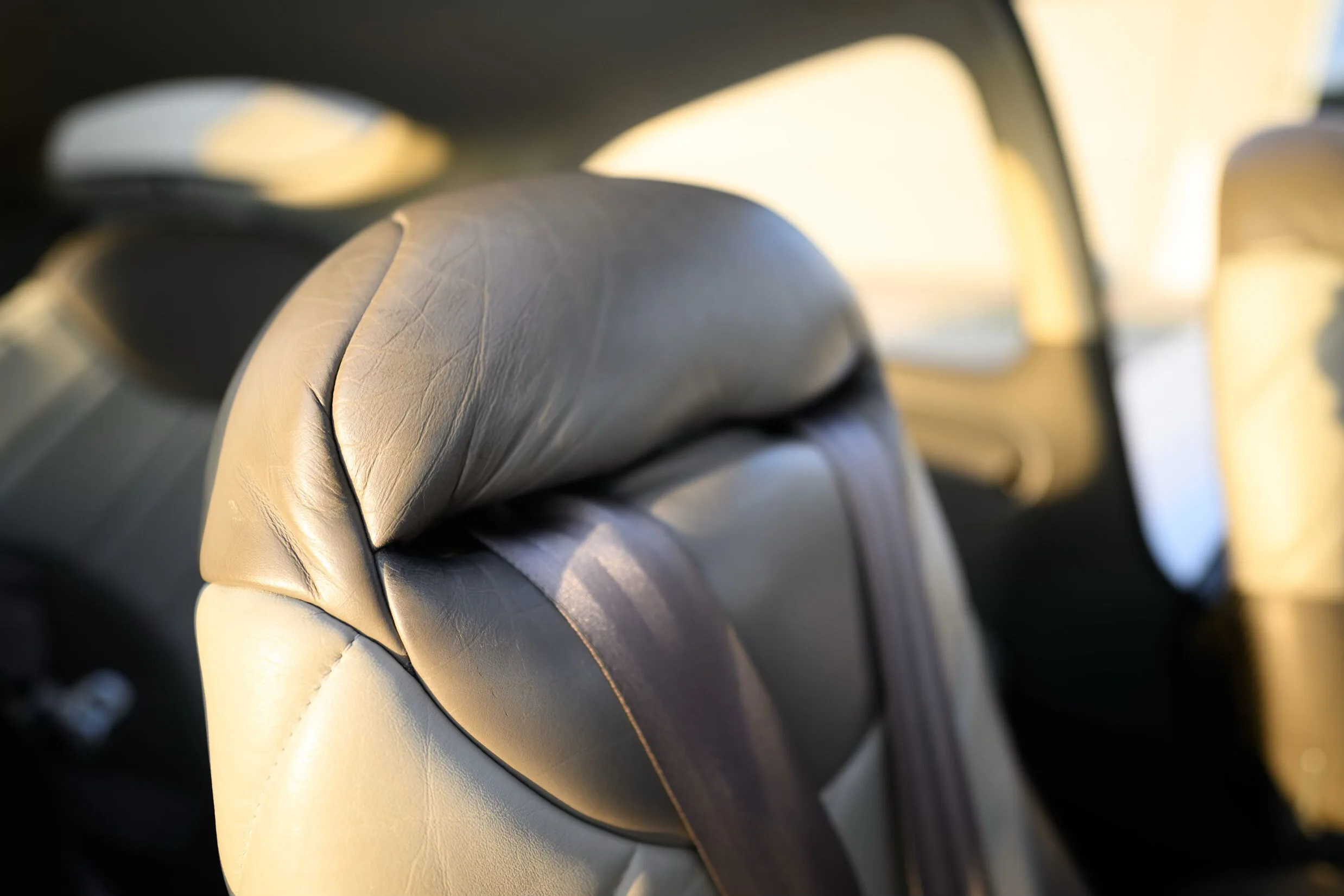 Cabin interior of a 2002 Cirrus SR20 G1.
