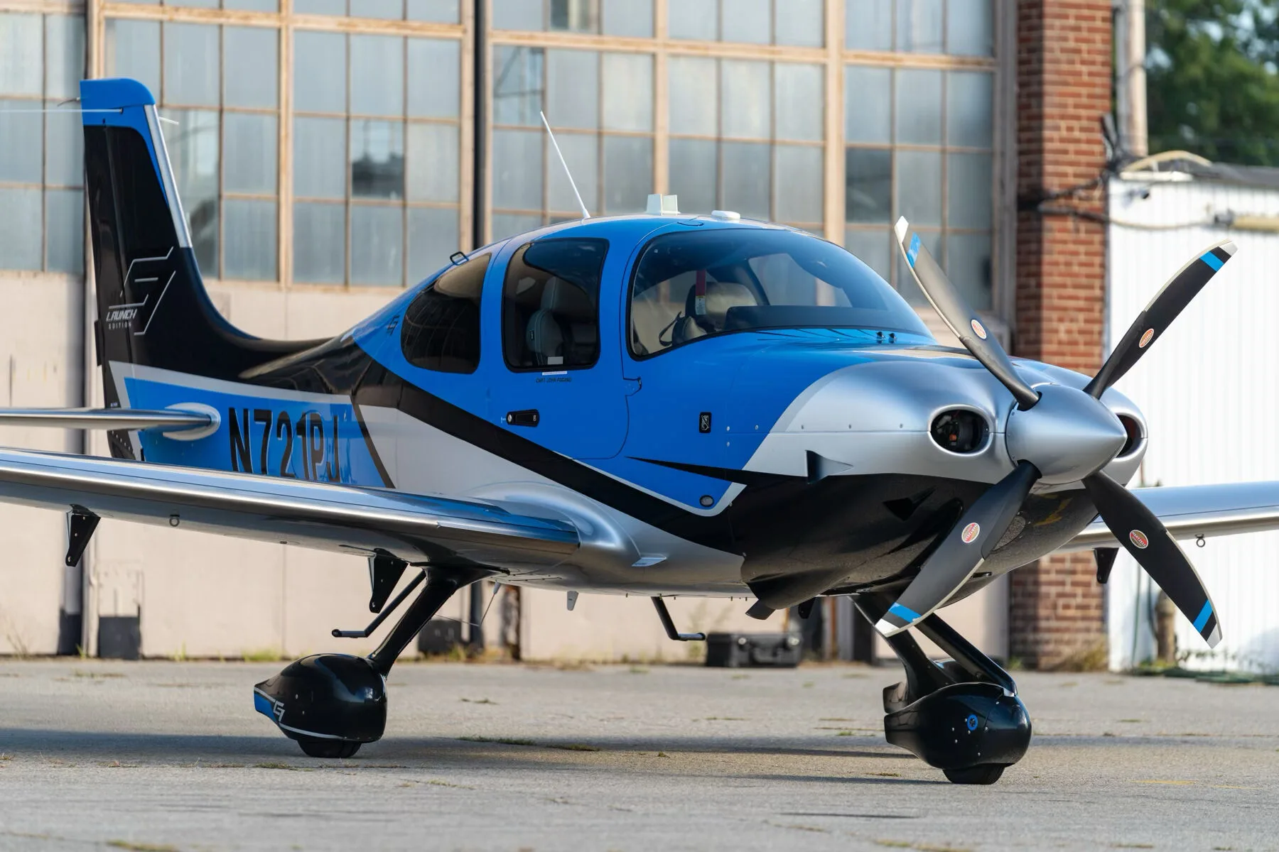 Exterior view of a Cirrus.