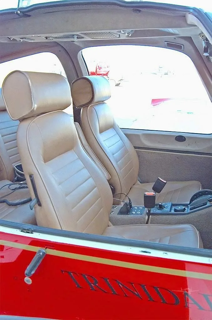 Cabin interior of a 2000 SOCATA TB-21 GT TRINIDAD.