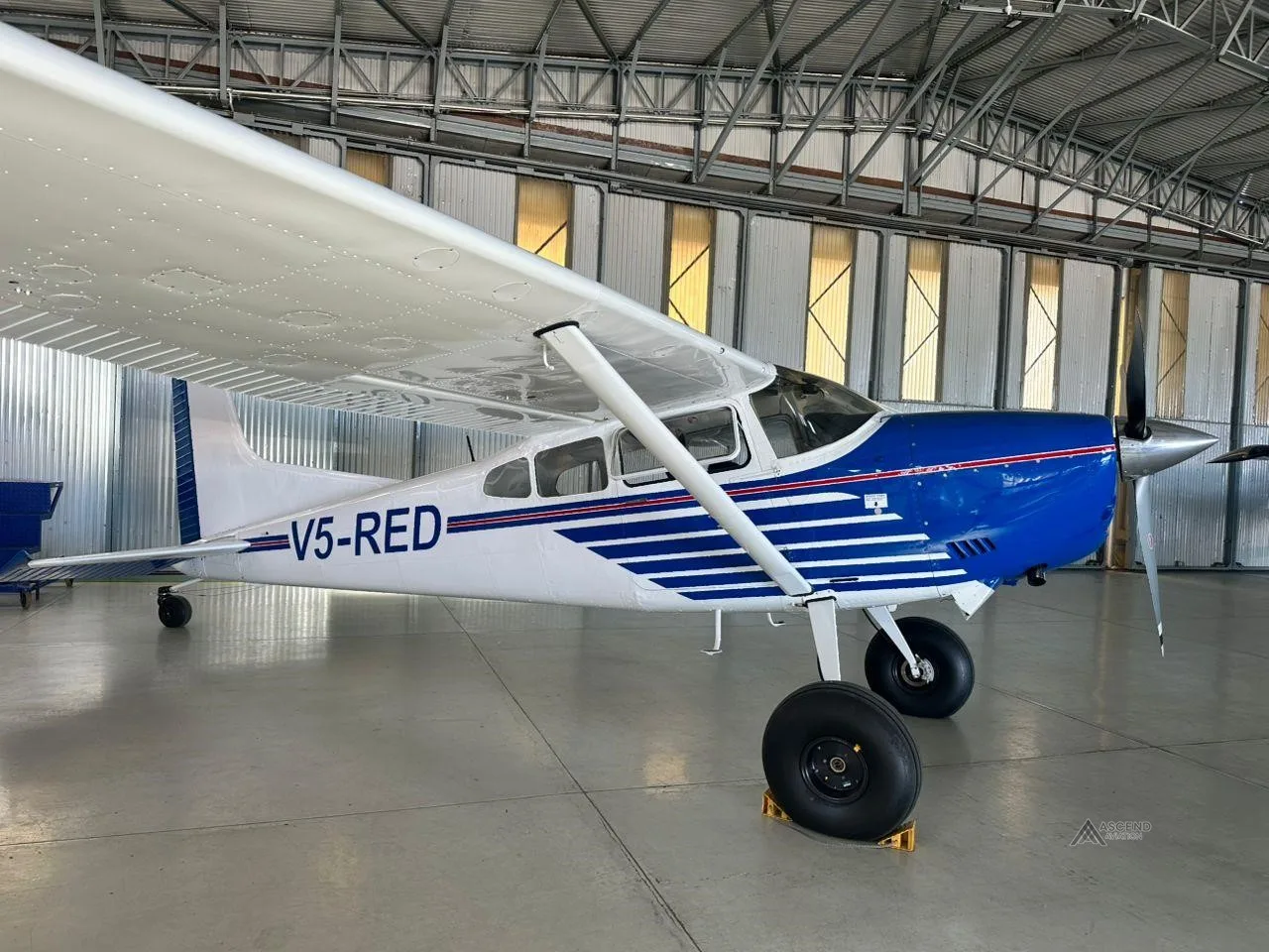 Exterior view of a 1978 CESSNA A185F, V5-RED.