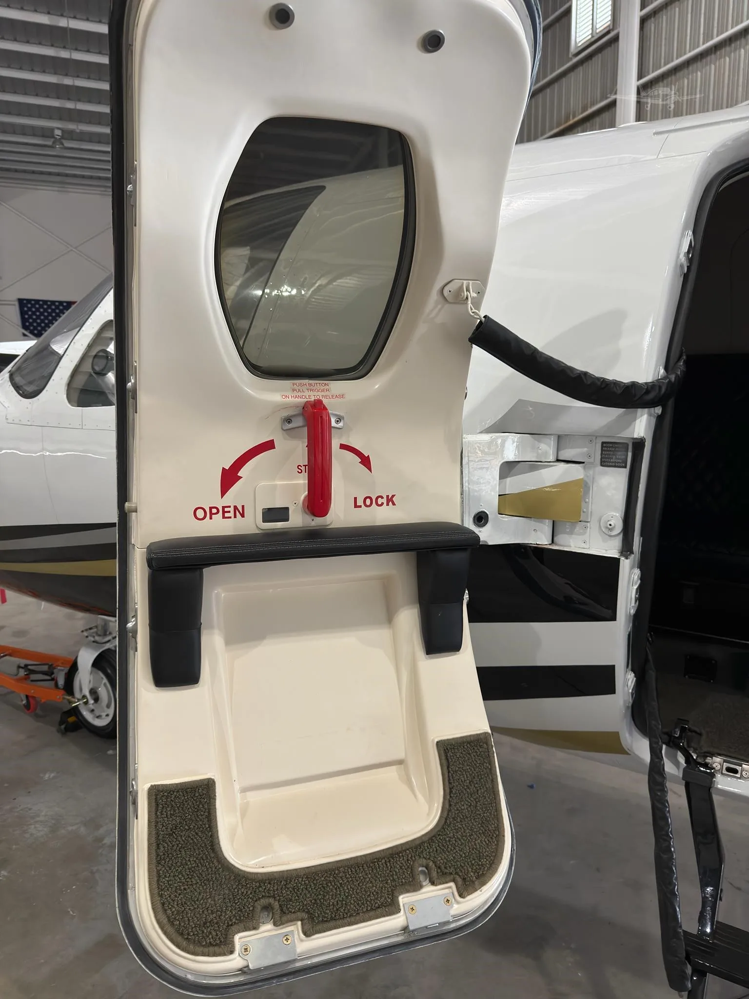 Cabin interior of a 1986 CESSNA CITATION SII.
