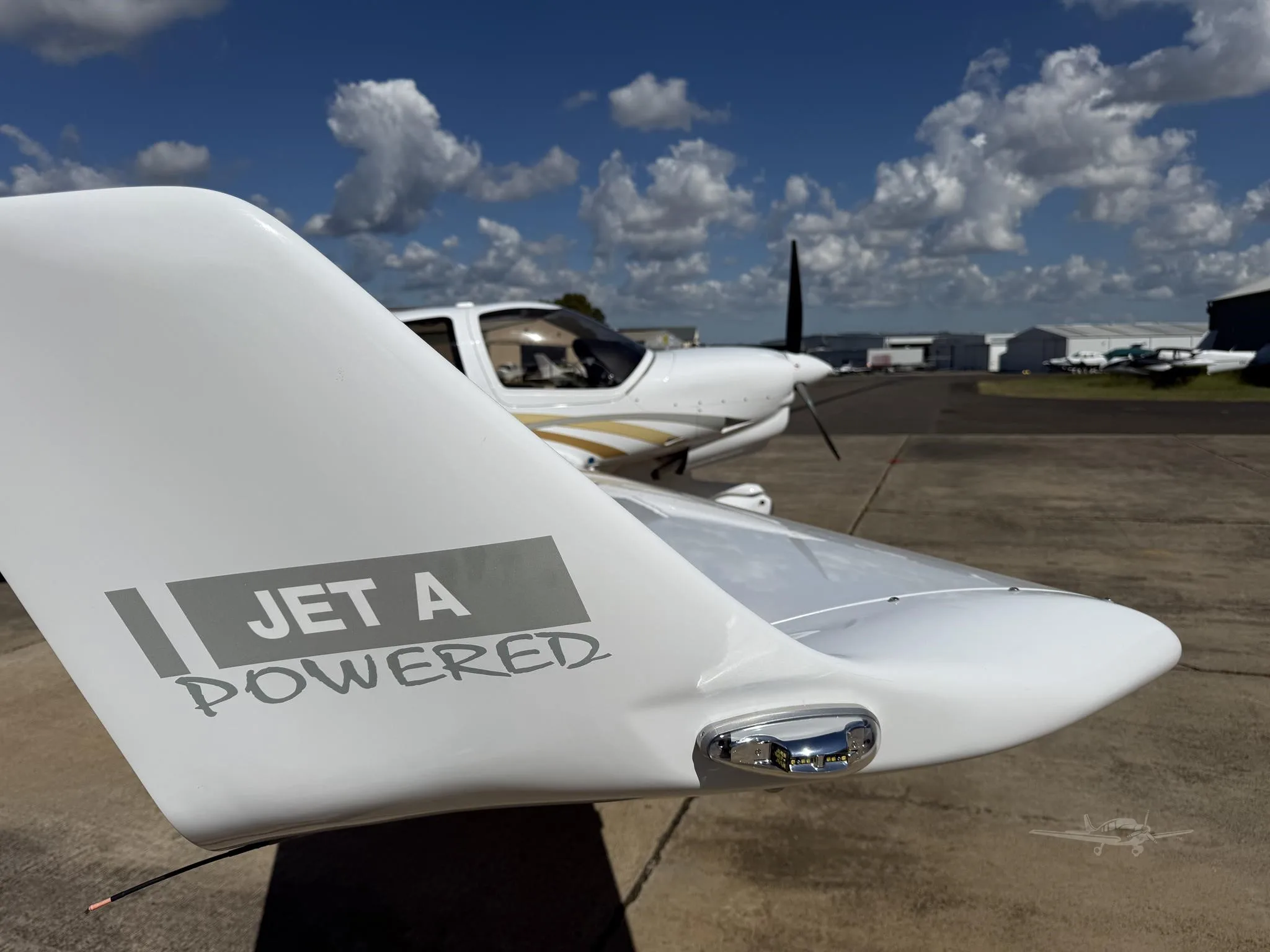 Exterior view of a 2026 DIAMOND DA40 NG, VH-88U.