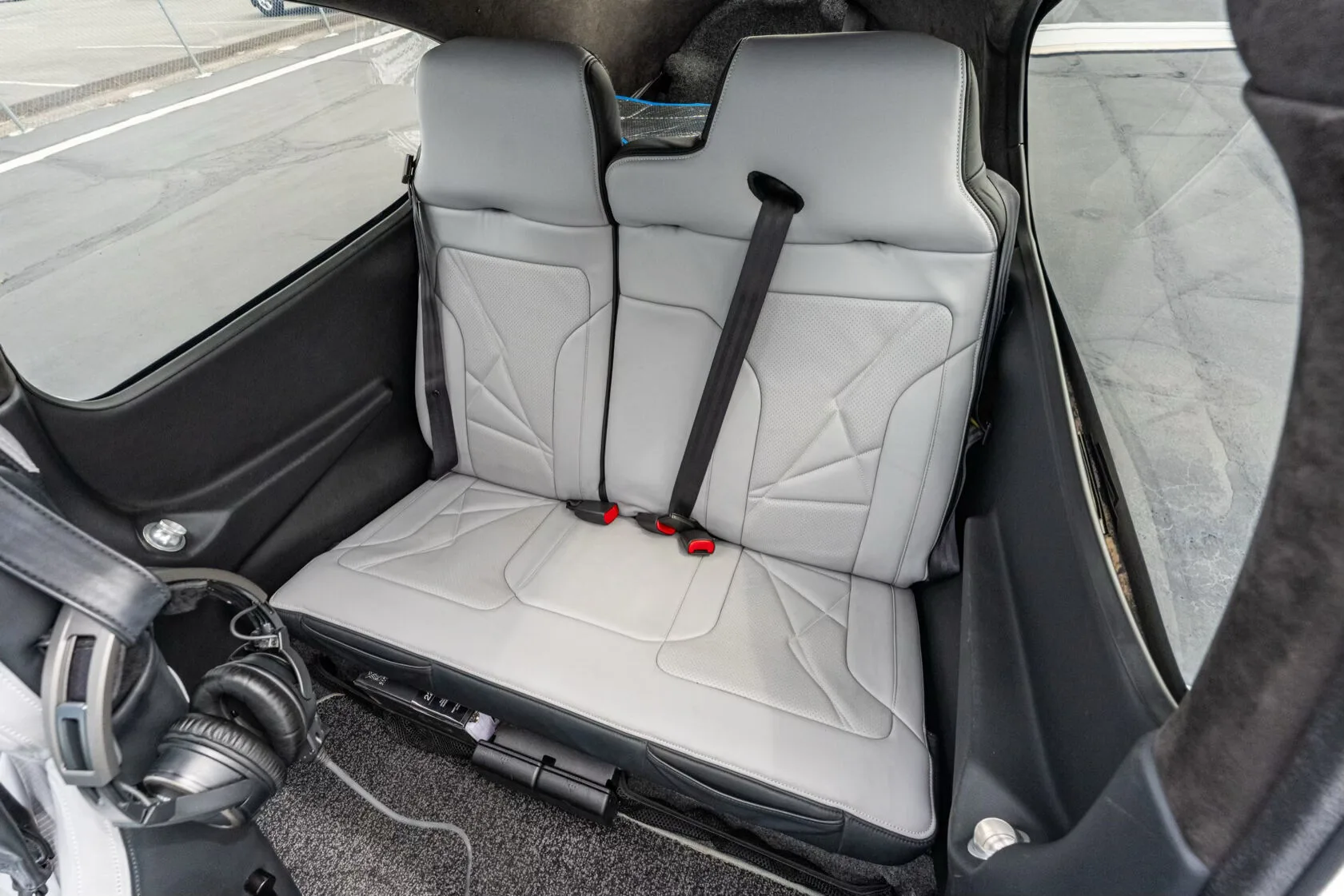 Cabin interior of a 2020 Cirrus SR22-G6 TURBO.