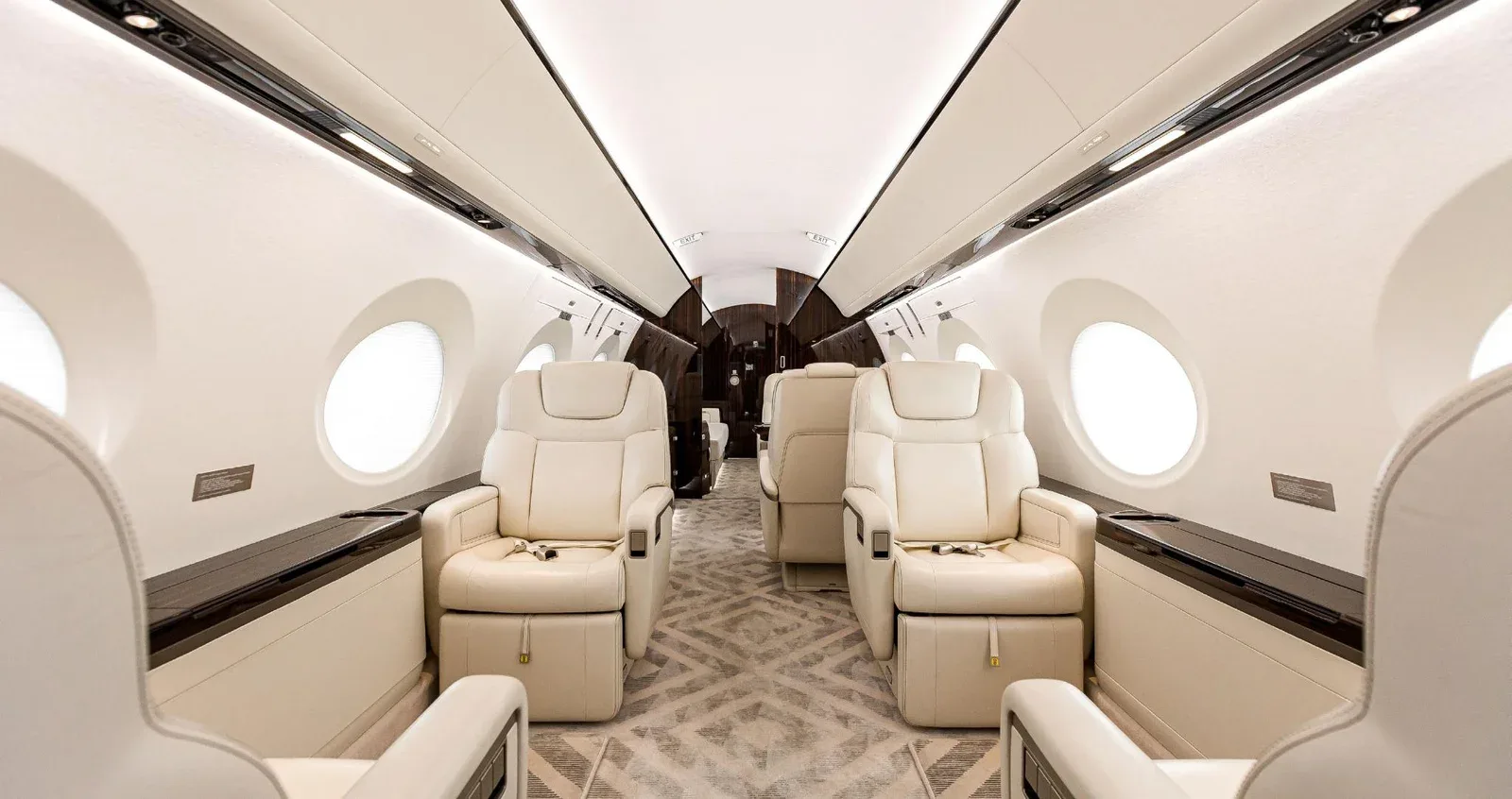 Cabin interior of a 2020 Gulfstream G500.