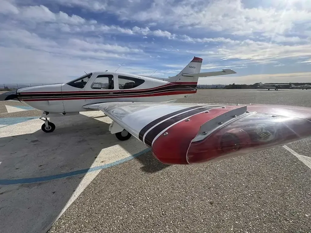 1977 Commander 114