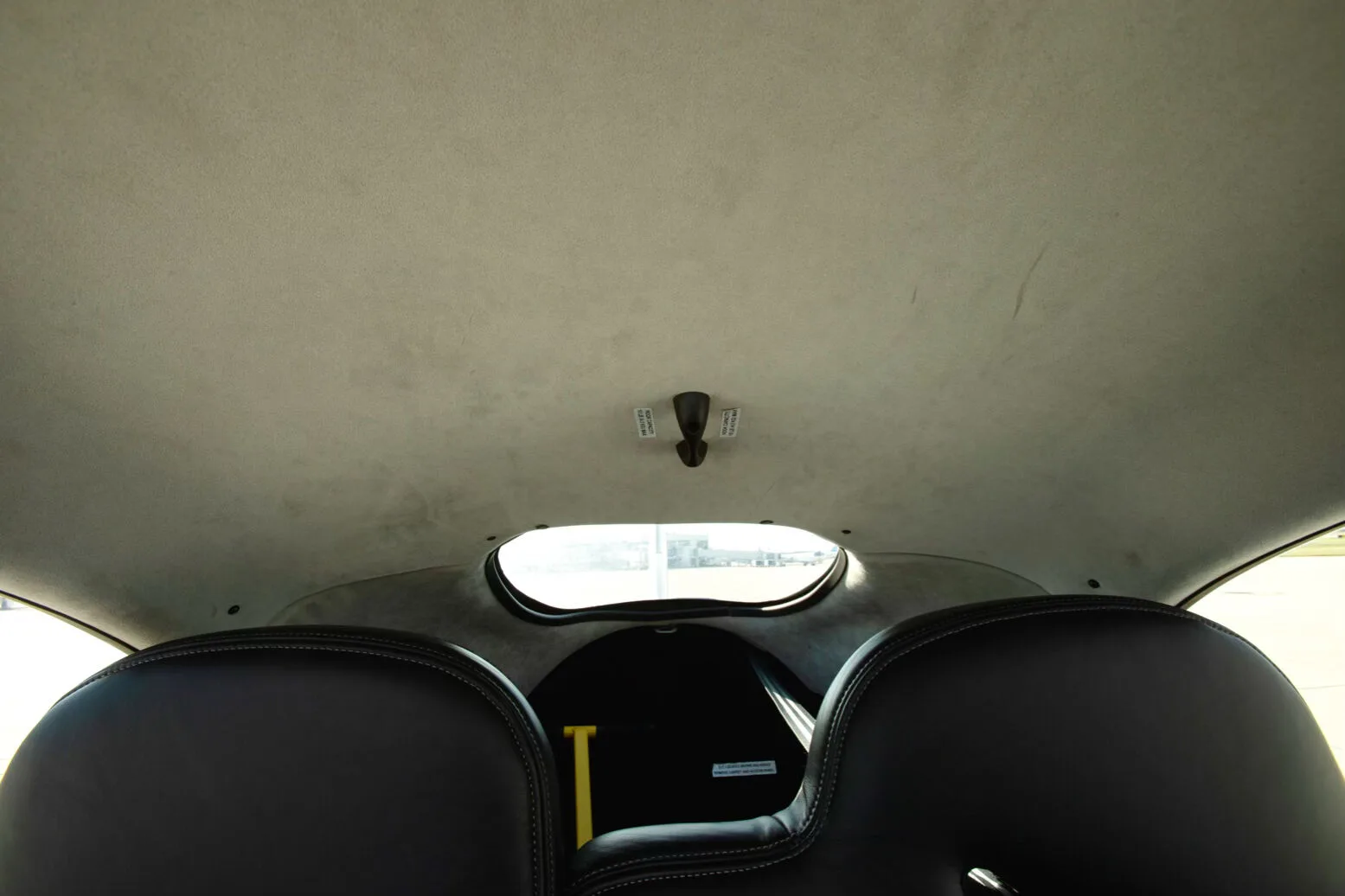Cabin interior of a Cirrus.