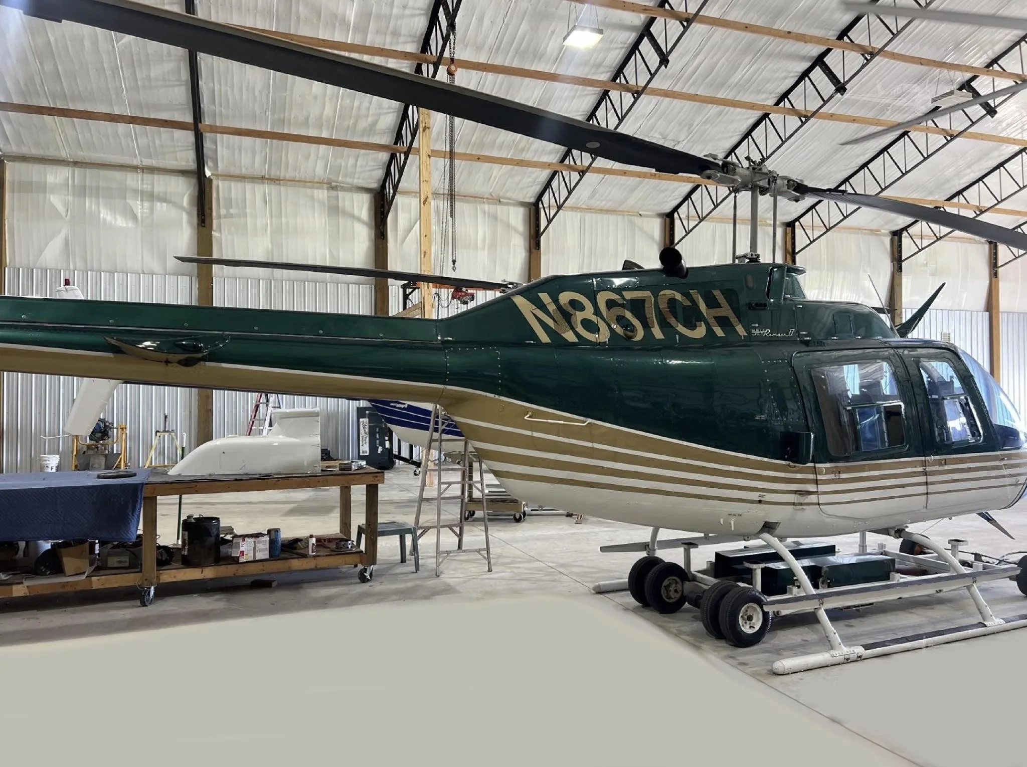 Exterior view of a 1974 BELL 206B III, N867CH.