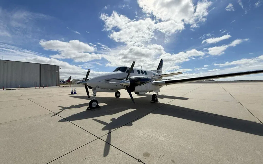 Exterior view of a 1976 Beechcraft King Air, N944TF.