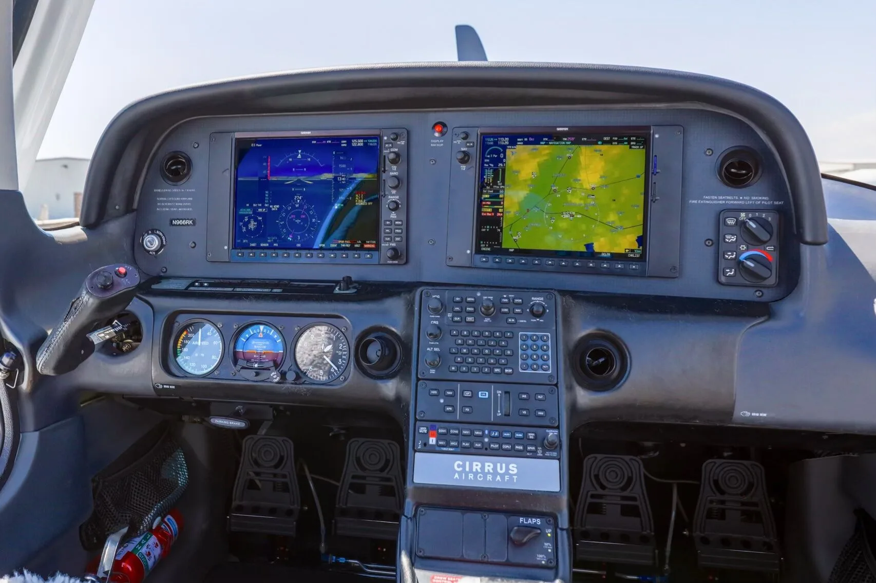 Avionics suite of a 2016 Cirrus SR20-G3.