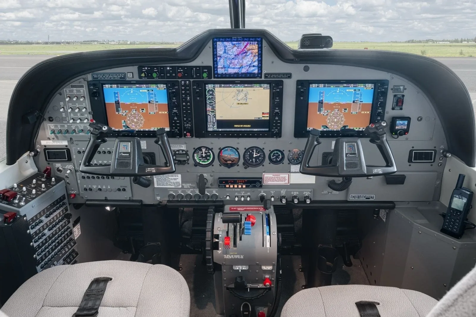 Cockpit and instrument panel of a 2011 Cessna Caravan 208.