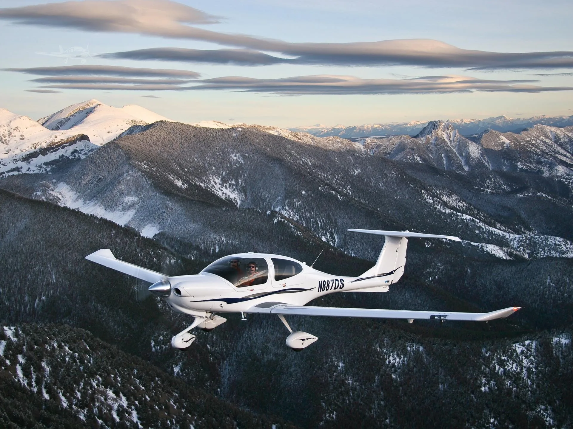 2026 DIAMOND DA40 XLT