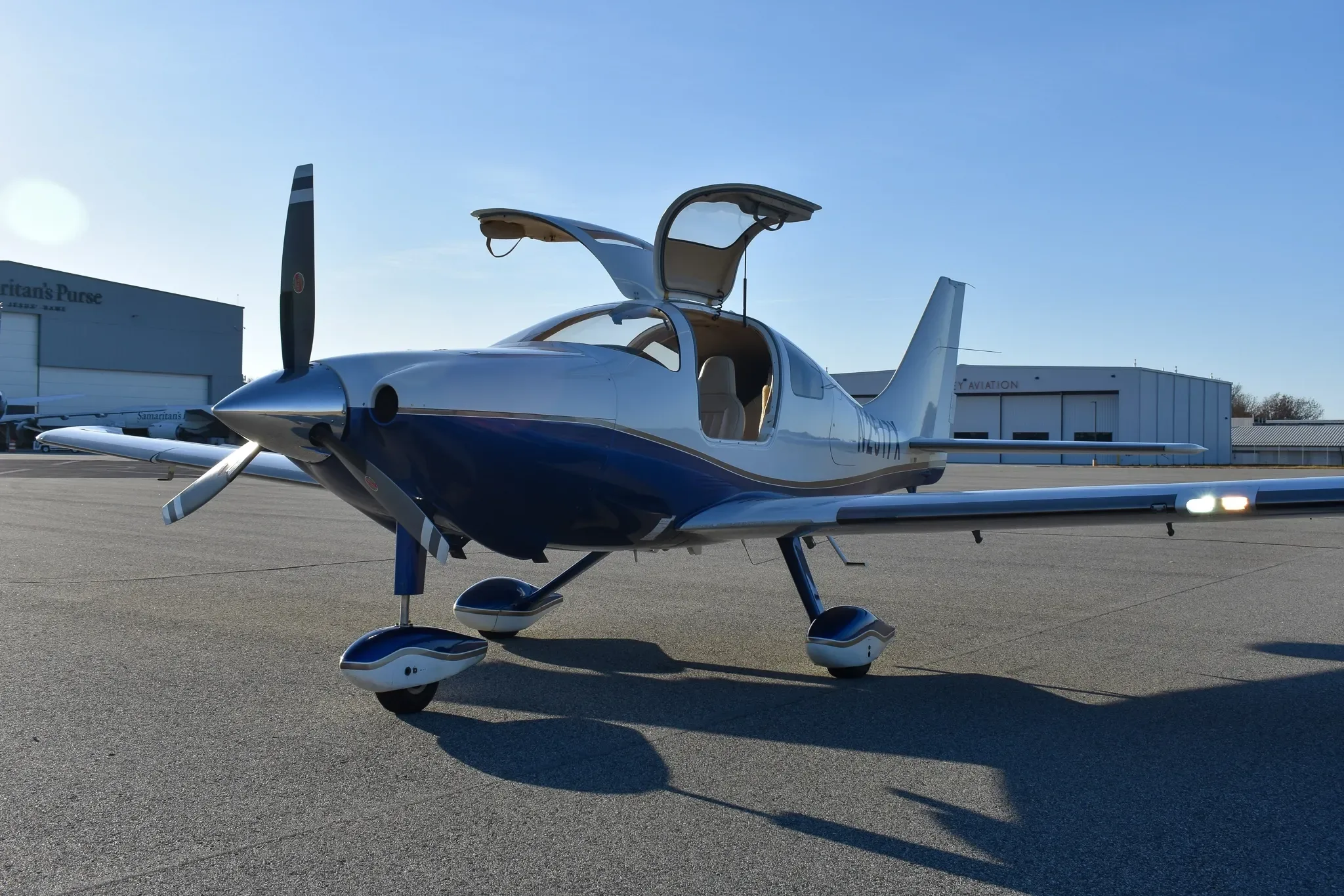 Exterior view of a 2005 Columbia.