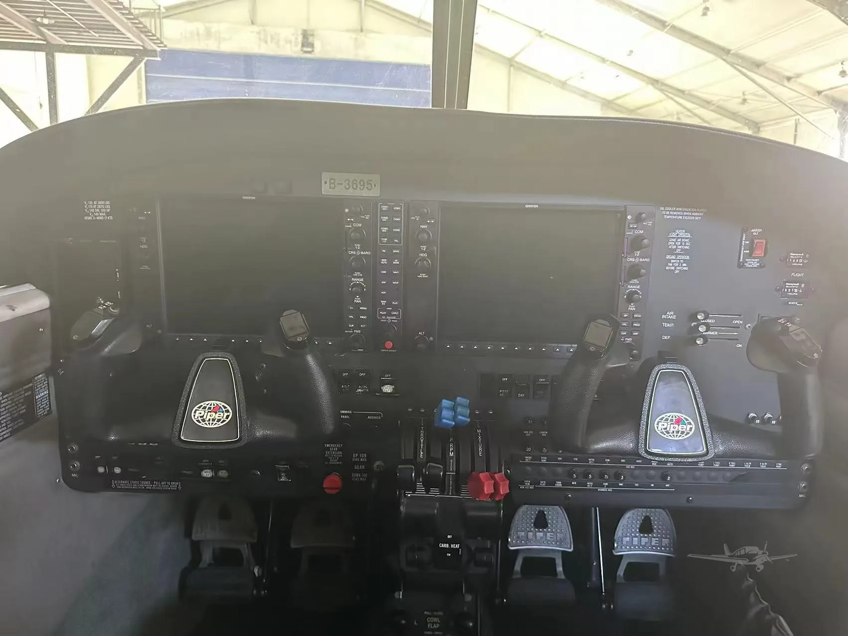 Cockpit and instrument panel of a 2013 PIPER SEMINOLE.