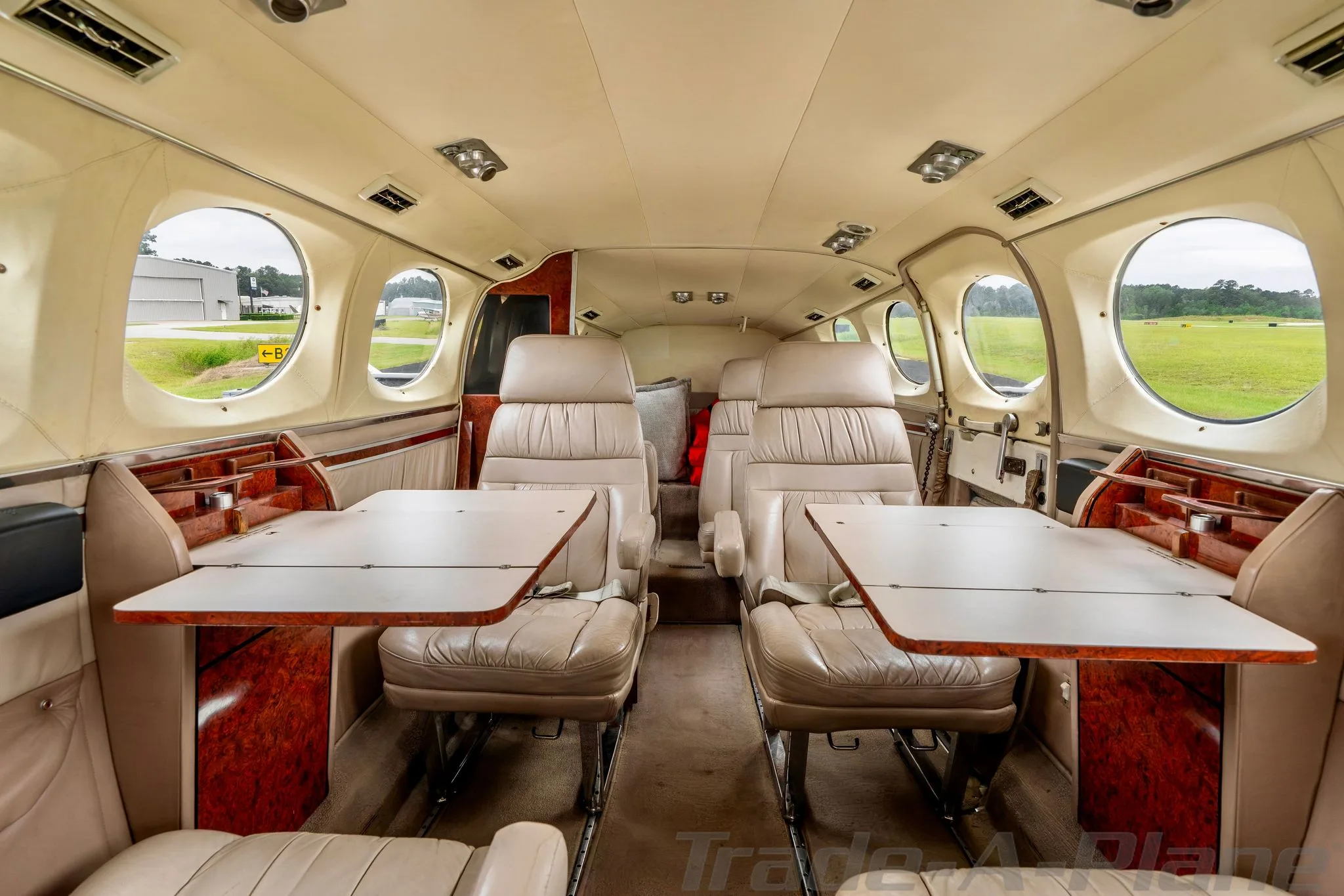Cabin interior of a 1978 CESSNA 414A.