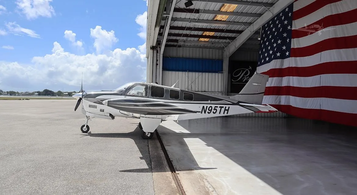 Exterior view of a 2006 BEECHCRAFT G36 BONANZA, N95TH.