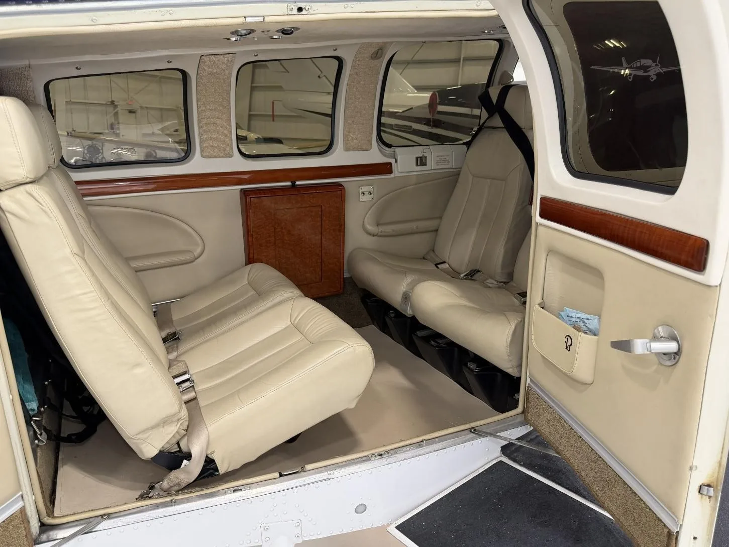 Cabin interior of a 2002 BEECHCRAFT 58 BARON.
