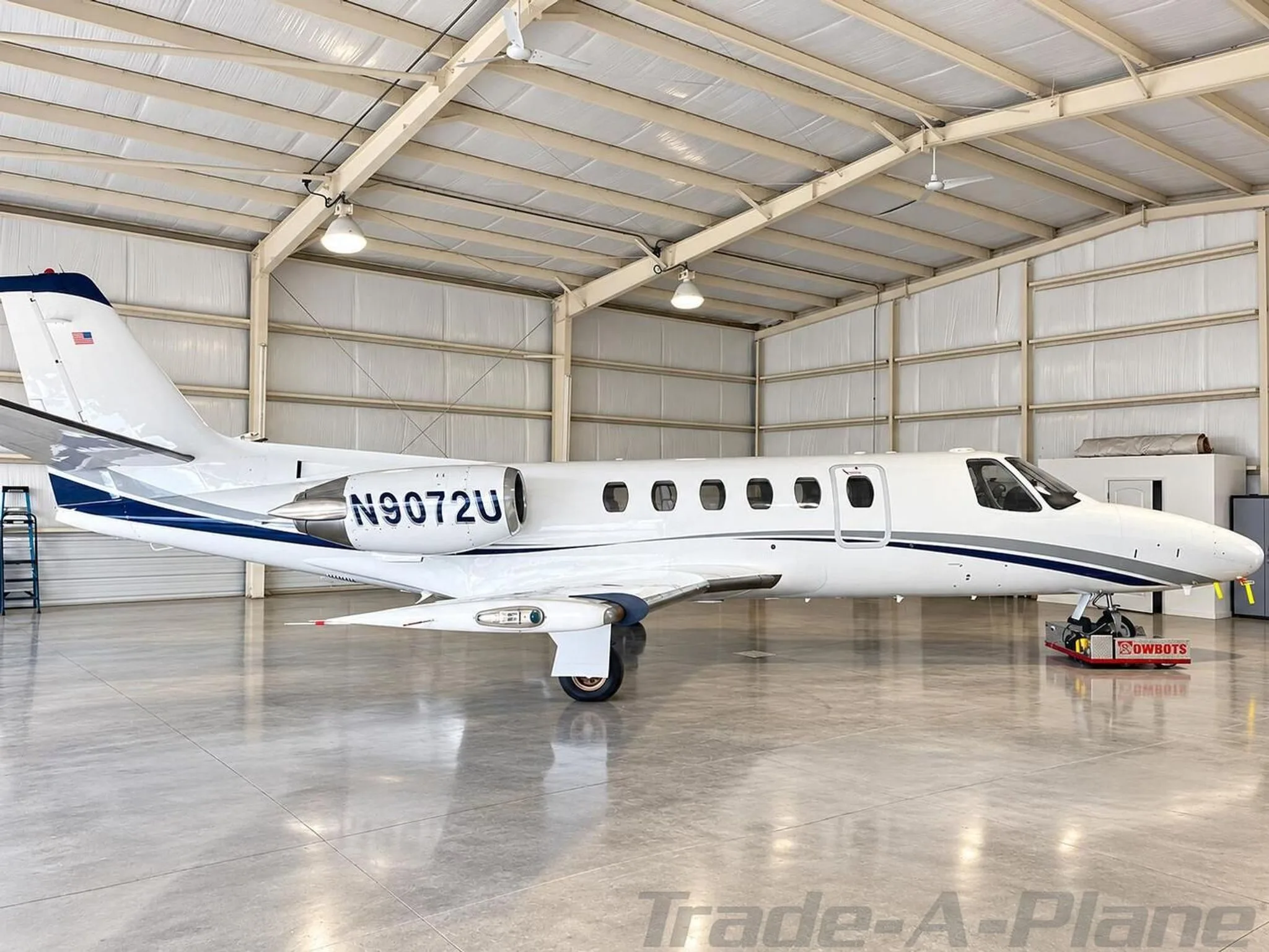 Exterior view of a 1986 CESSNA CITATION SII, N9072U.