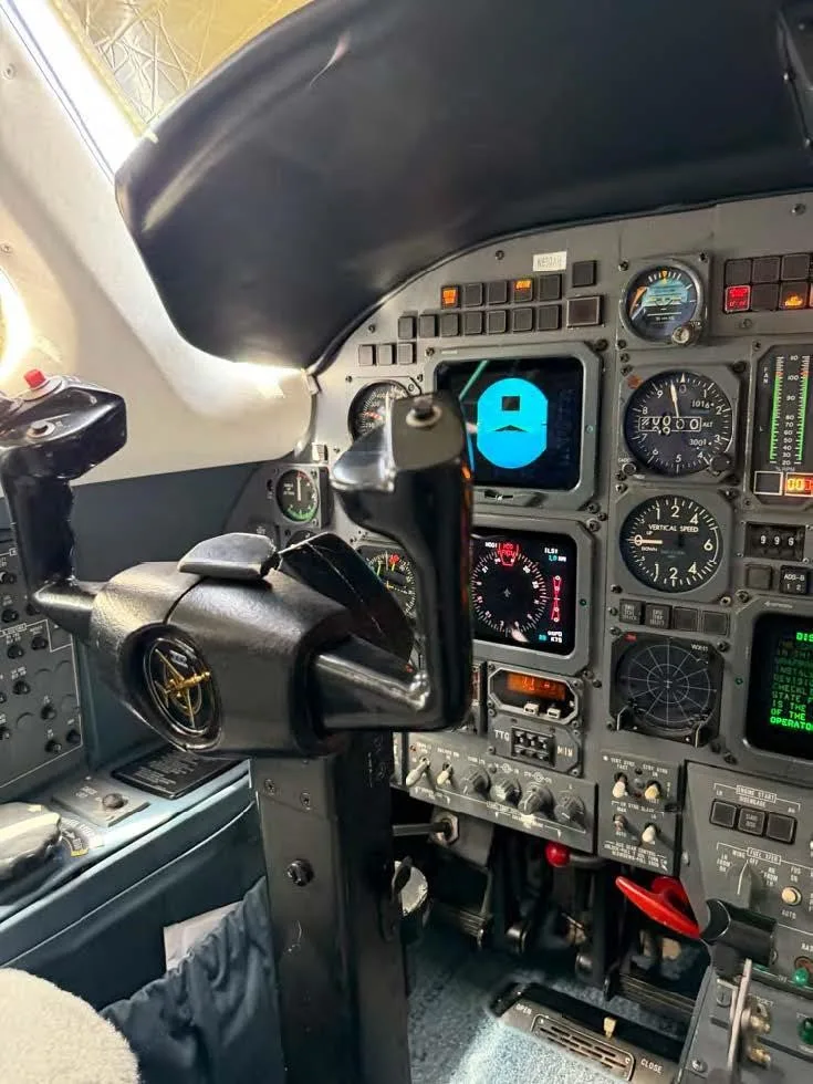 Cockpit and instrument panel of a 1987 CESSNA CITATION III.