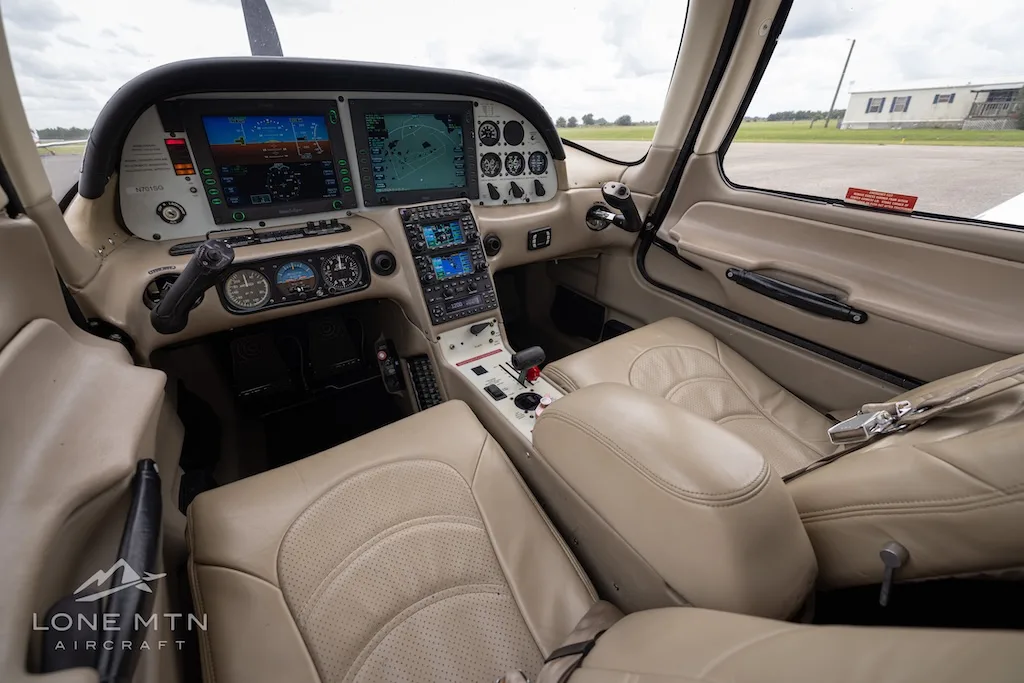 Cabin interior of a 2004 Cirrus SR22 G2 GTS.