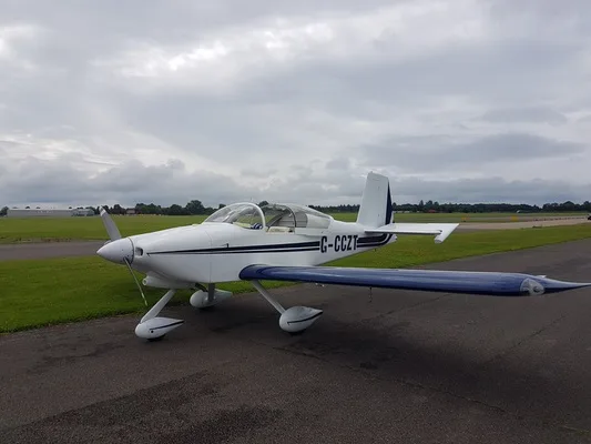 Exterior view of a 1992 Grumman american general ag 5b tiger.