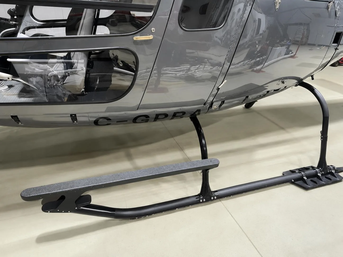 Exterior view of a 1989 EUROCOPTER AS350BA, C-GPBA.