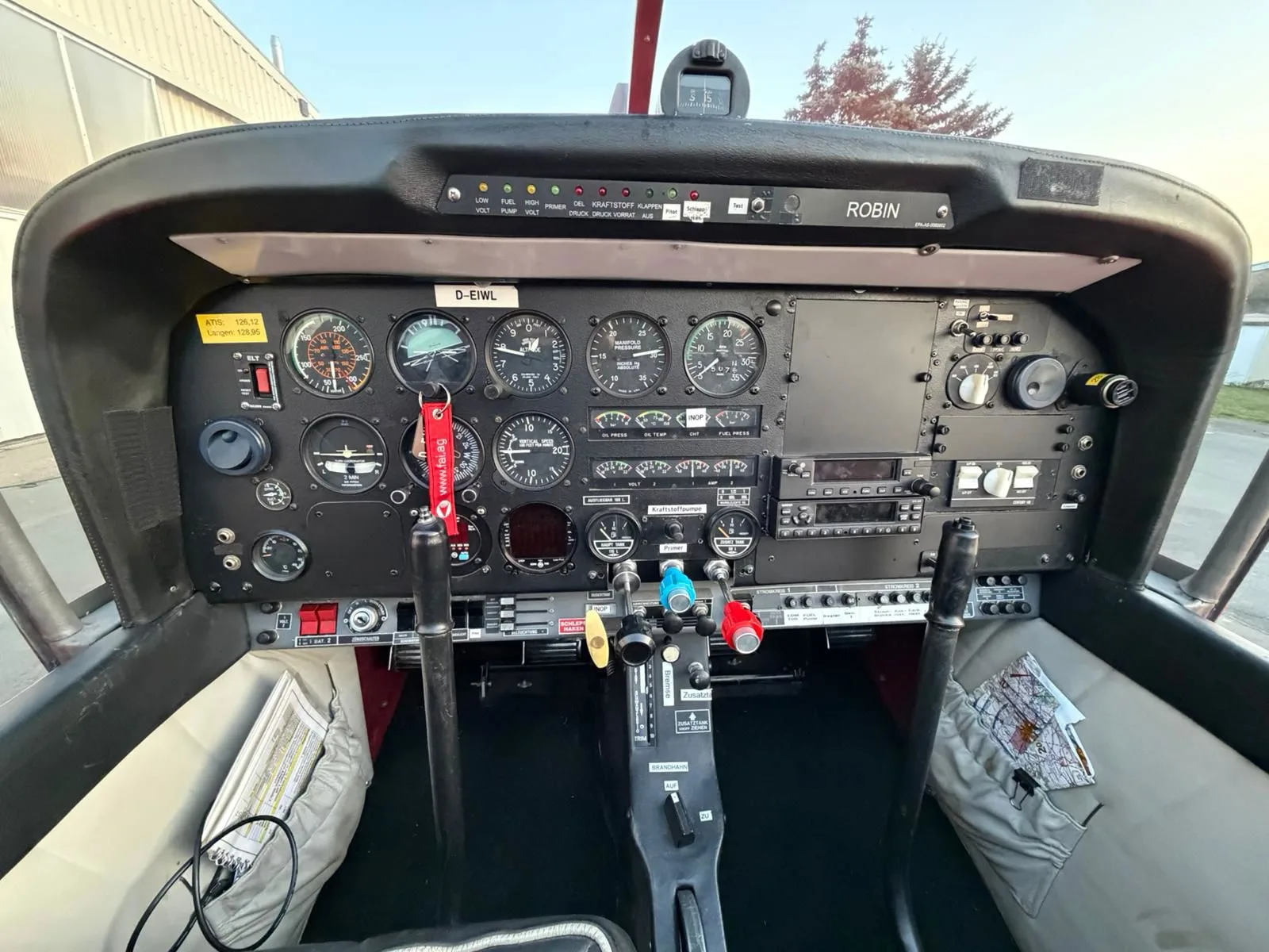 Cockpit and instrument panel of a 1988 Robin DR400-235.