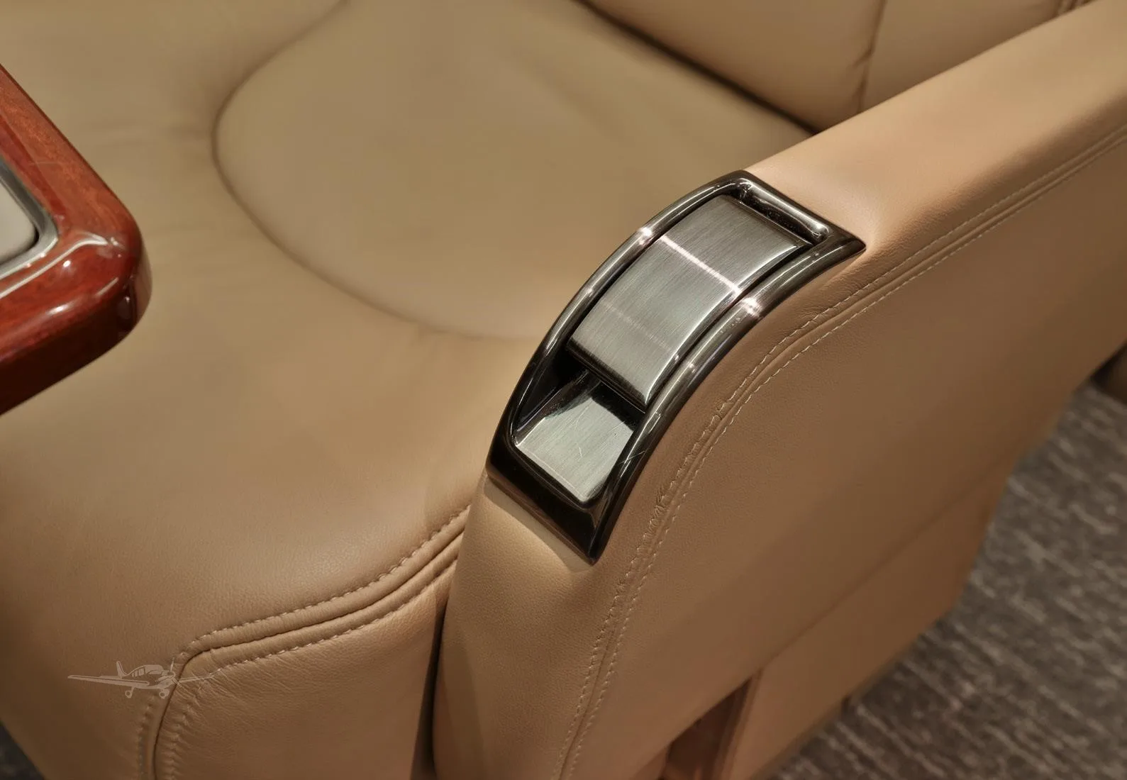 Cabin interior of a 2000 BEECHCRAFT BEECHJET 400A.
