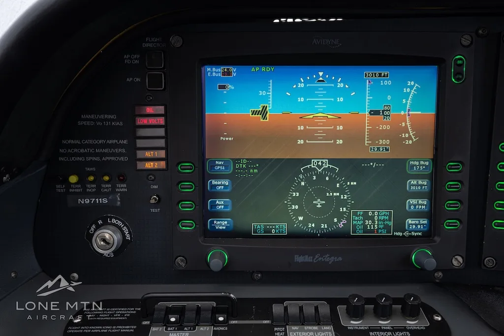 Avionics suite of a 2006 Cirrus SR20 G2 GTS.