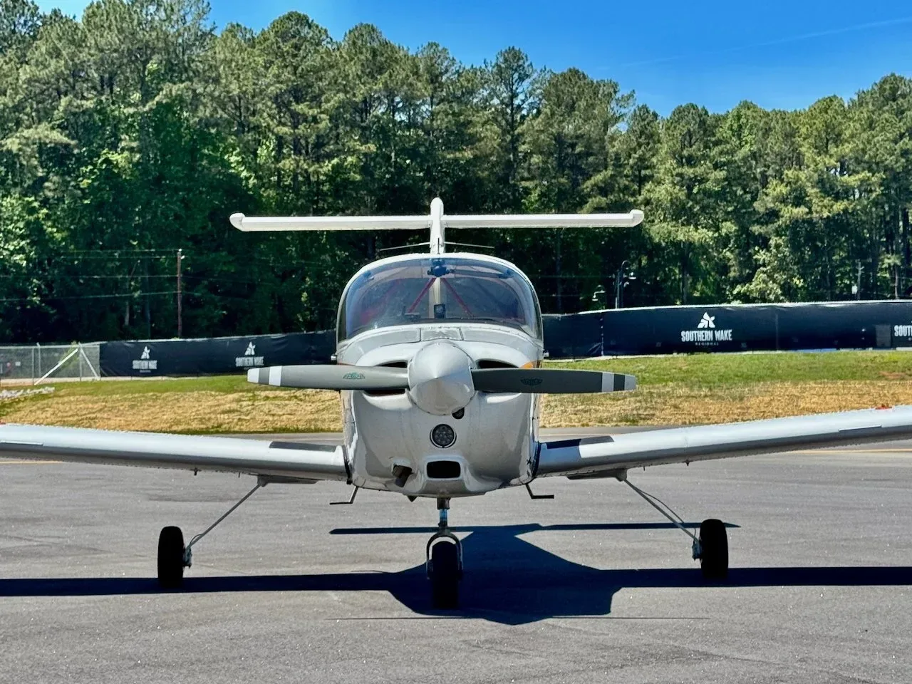 Exterior view of a 1979 Piper Tomahawk PA-38-112.