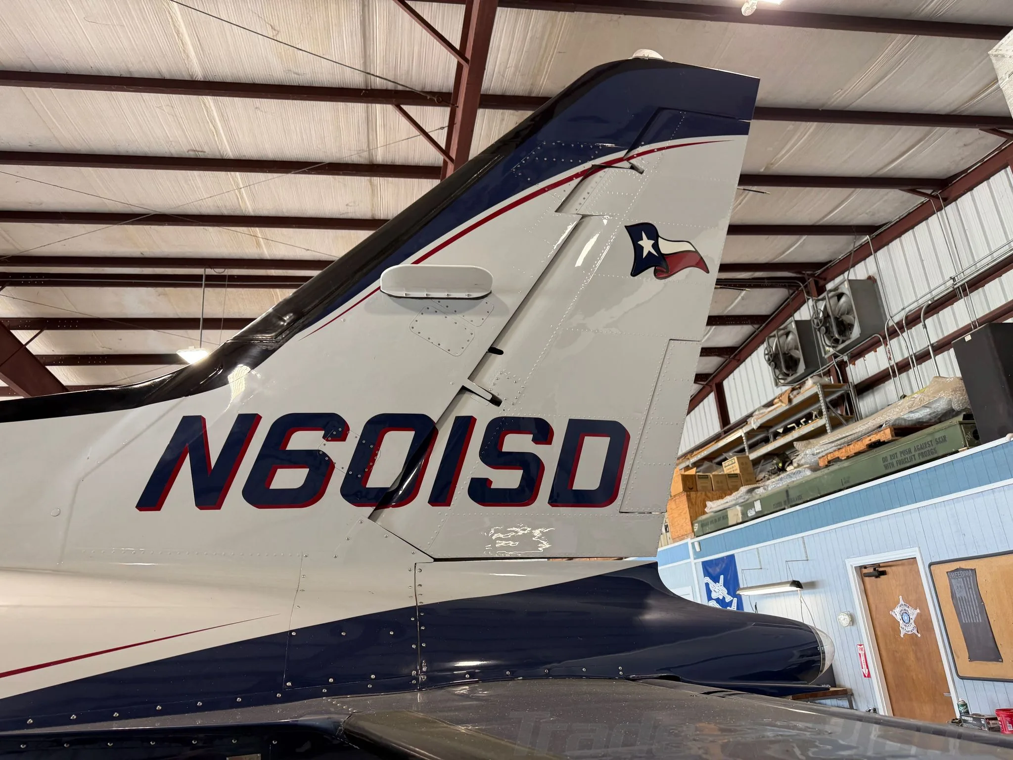 Exterior view of a 1974 MITSUBISHI MU 2J, N601SD.