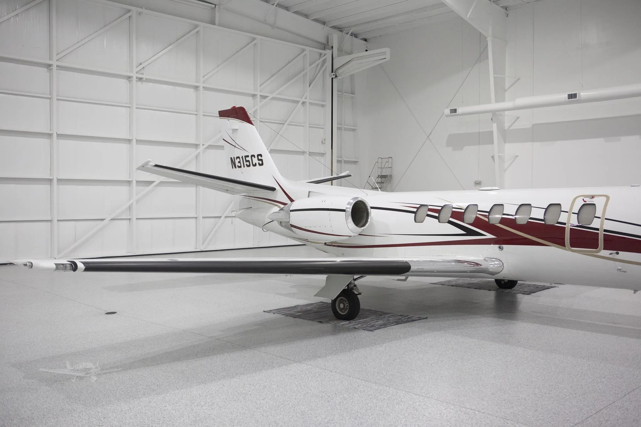 Exterior view of a 1997 CESSNA CITATION V ULTRA, N315CS.