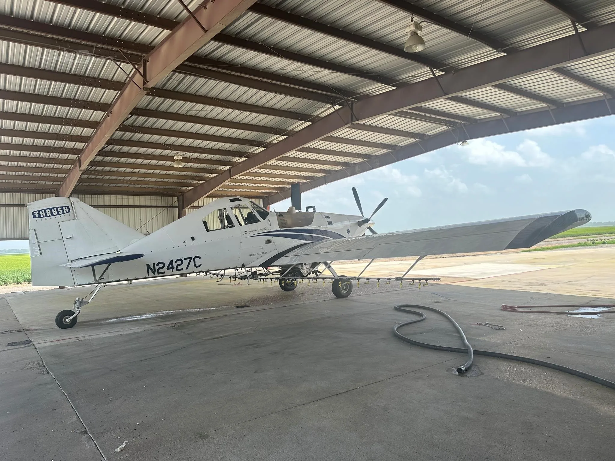 Exterior view of a 2023 THRUSH S2R-T660.