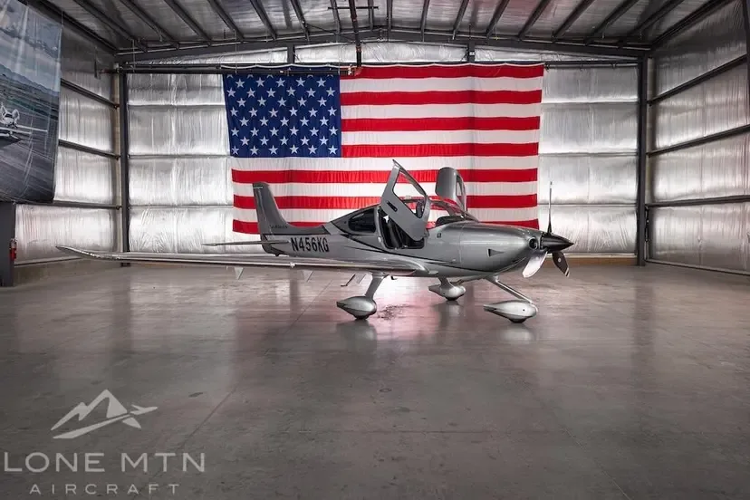Cirrus SR22 G6 GTS