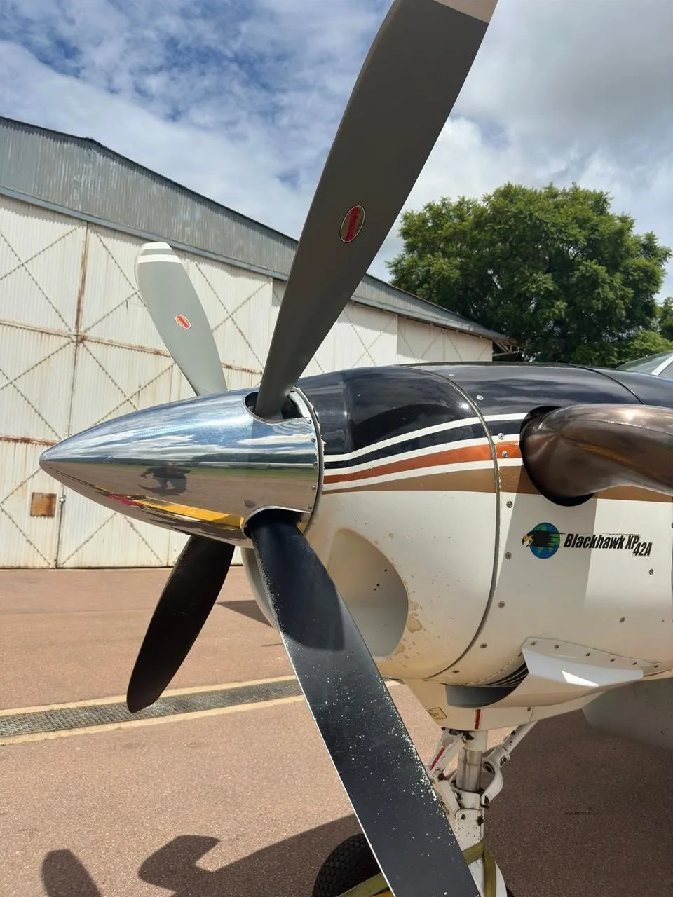 Exterior view of a 1995 CESSNA CARAVAN 208B GRAND.
