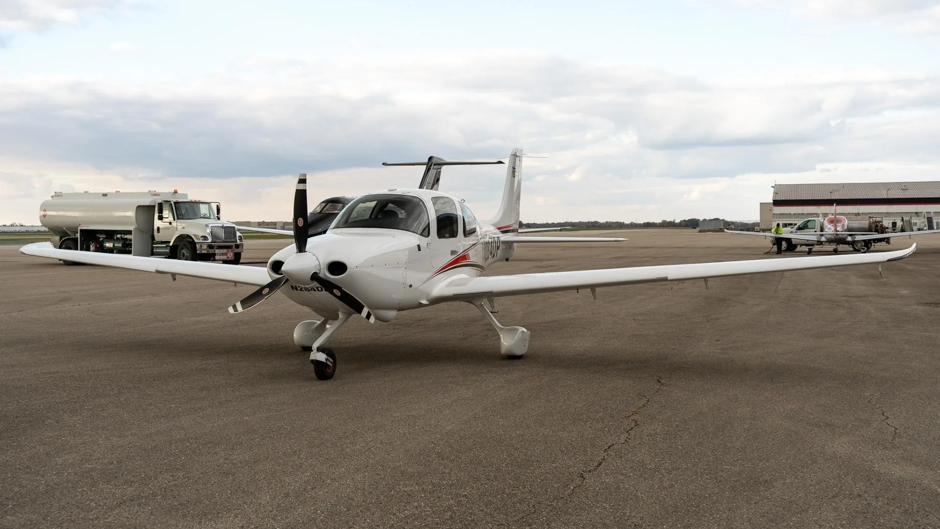 Exterior view of a 2022 CIRRUS SR20-G6, N284DP.