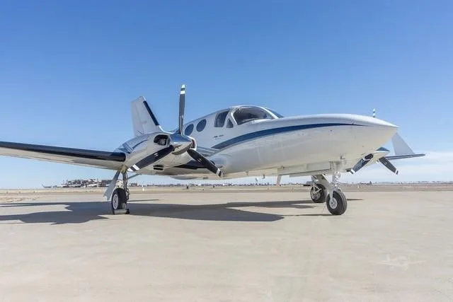 Exterior view of a 1978 CESSNA 414A, N414CN.