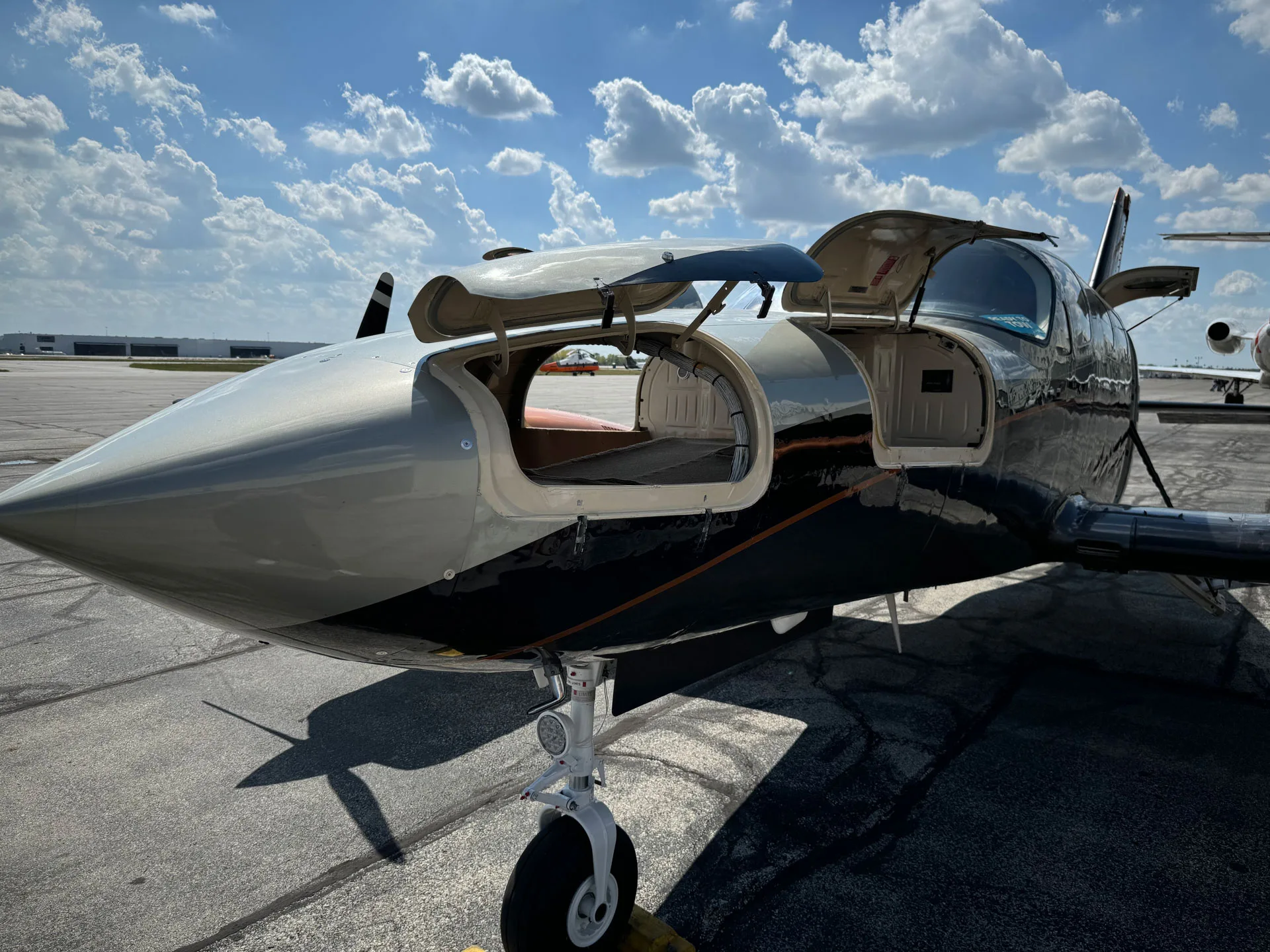 Exterior view of a 1980 Cessna 414A.