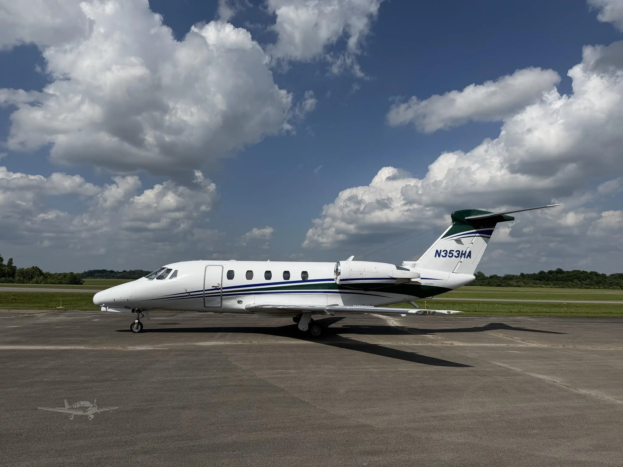 Exterior view of a 1986 CESSNA CITATION III, N353HA.