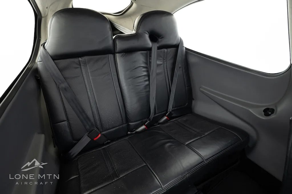 Cabin interior of a 2021 Cirrus SR20 G6.