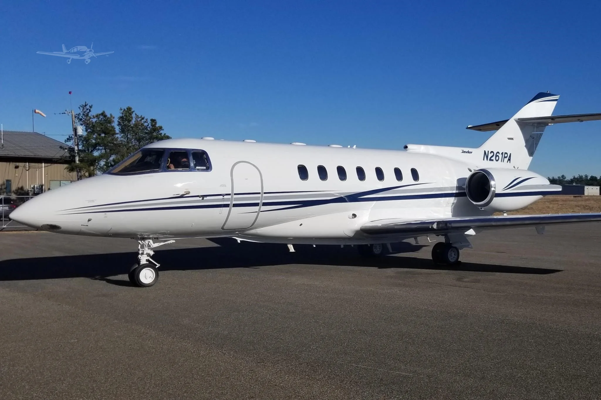 Exterior view of a 1998 HAWKER 1000A, N261PA.