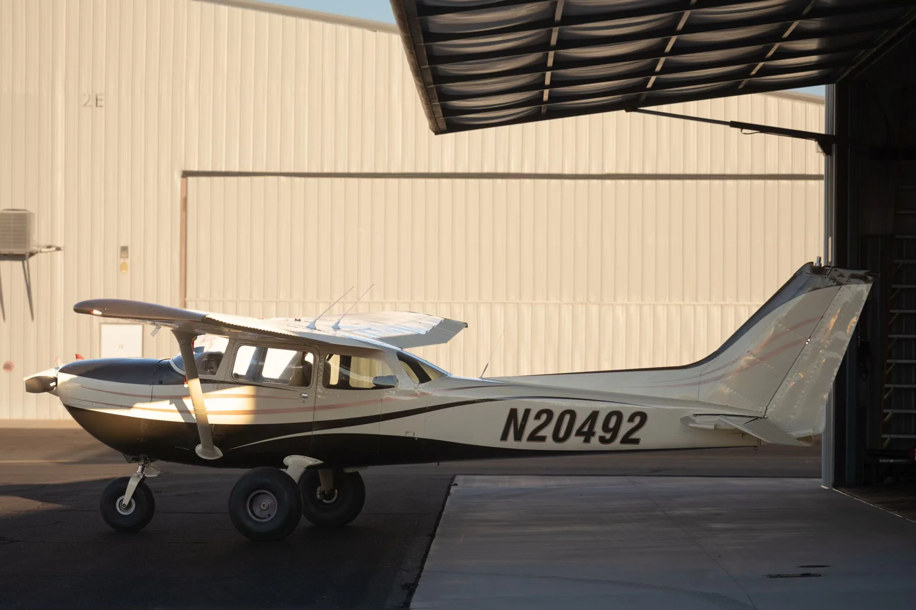 Exterior view of a 1977 Cirrus R172.